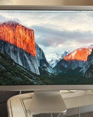 Apple Cinema  HD Dispplay  23”  Monitor