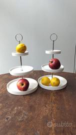 Due alzatine a 3 piani – ceramica bianca