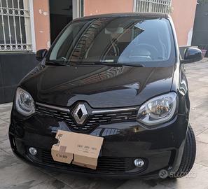 Renault Twingo 2019 – 86.000 km – Interni in pelle