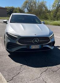 Mercedes A180D ADVANCED PLUS AMG