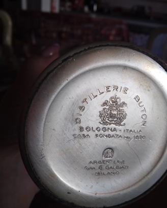 decantare  liquore vintage