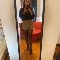 Zara checked short