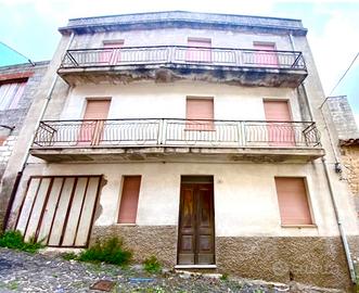 Casa vista mare montagna