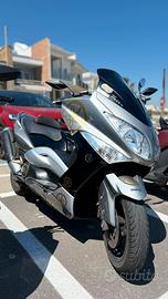 Yamaha tmax 500