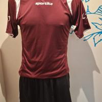 13 completi mute calcio kit maglia e pantaloncino 