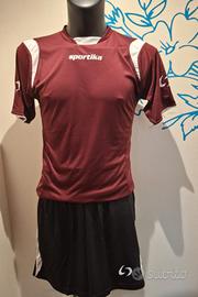 13 completi mute calcio kit maglia e pantaloncino 