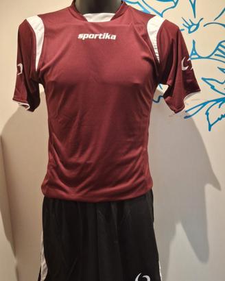 13 completi mute calcio kit maglia e pantaloncino 