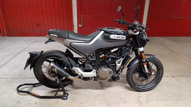 Husqvarna Svartpilen 401