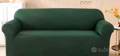 due copri poltrone e 1 copridivano