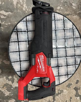 Milwaukee m18 fsz