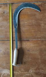 Falciola roncola forgiata