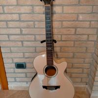 chitarra cort acustica amplificata 