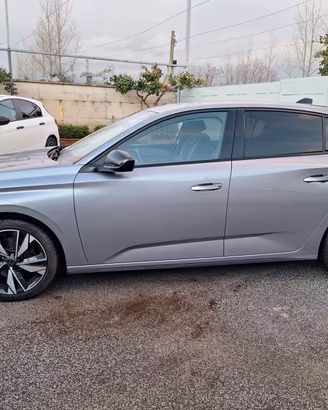 Peugeot 308 1.5 HDi 130cv EAT8 Allure Pack - GARAN