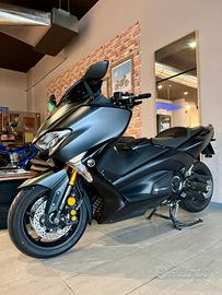 T-Max 530 SX ABS Sport Edition