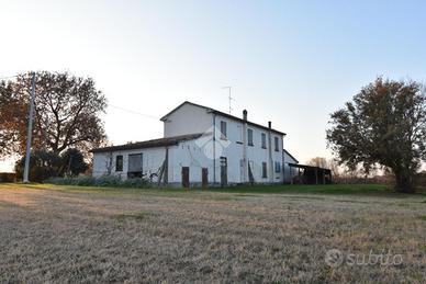 RUSTICO A SAVIGNANO SUL RUBICONE