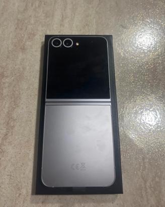 Samsung Galaxy Z flip6