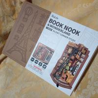 Book Nook & WONDERLAND Silent Corner Study 