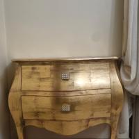 mobile in foglia oro