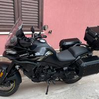 CF Moto MT800