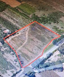 Terreno agricolo con fronte strada