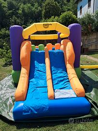 Percorso gonfiabile per bambini 
