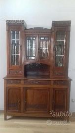 Credenza con vetrinetta primi '900
