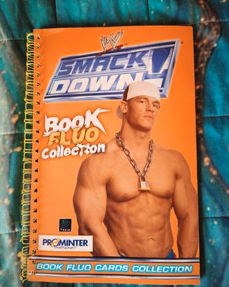 album fluo SmackDown incompleto