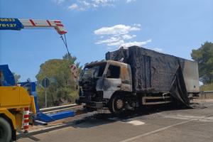 Iveco Forcone e Gru' per Soccorso Stradale