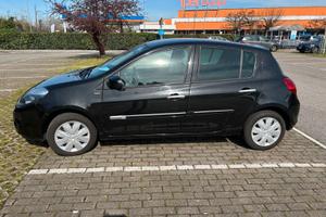 Auto Renault Clio Yahoo 2011