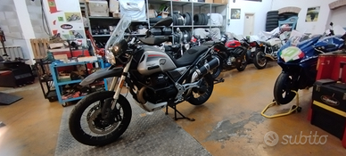 Moto Guzzi V85 TT Travel accessoriata