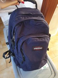 zaino eastpak blu