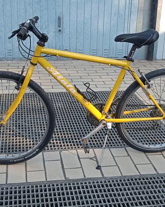  mtb marca Atala conruote del 26  funziona  bene