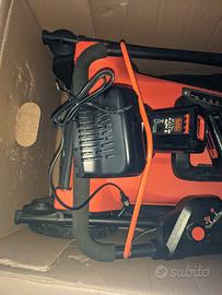 attrezzi da giardino- taglia erba -