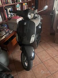Vespa 50 LX