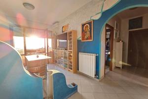 Trilocale ristrutturato fronte mare