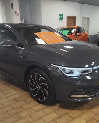 VOLKSWAGEN Golf 2.0 TDI 150 CV DSG SCR Style VID