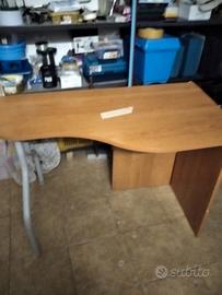 piccola scrivania x stanzetta