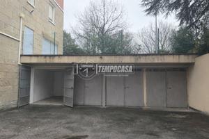 Box a Bologna Via della Barca 1 locali