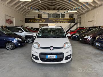 Fiat Panda 0.9 TwinAir Turbo Natural Power Lounge