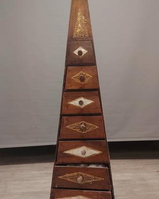 mobile a piramide stile etnico