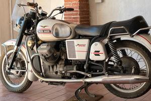 Moto Guzzi V7