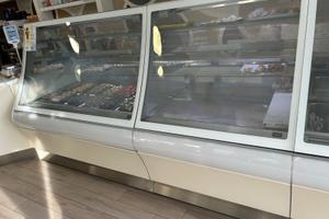 Pasticceria gelateria bar