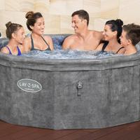 Piscina idromassagio rigida bestway 2 mesi di vita