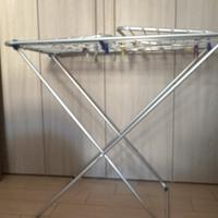 stendibiancheria + asse da striro entrambe 20€