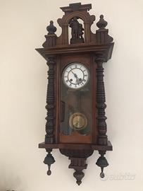 Antico Orologio a pendolo da parete