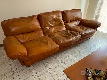 Ptrona Frau divano e due poltrone pelle Poppy