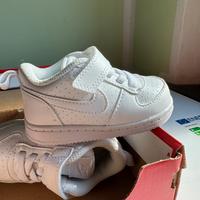 Sneakers nike neonato 19,5 nuove