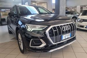 Audi Q3 40 2.0 tdi S line edition quattro 190...