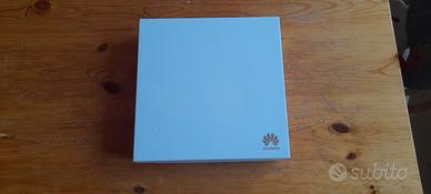 Huawei Power Bank 10 & Selfie Stick