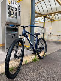 Giant talon wheelie bike 29